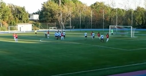 Calcio. Il Savona non perde la concentrazione, poker al Pegli Lido (VIDEO) Calcio. Il Savona non perde la concentrazione, poker al Pegli Lido (VIDEO)