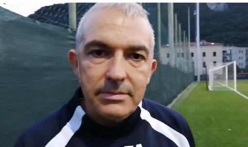 Calcio, Finale. I giallorossi di Buttu riprendono quota: "Primo tempo contro l'Alassio di livello, Vittori tornerà nel 2020" (VIDEO) Calcio, Finale. I giallorossi di Buttu riprendono quota: "Primo tempo contro l'Alassio di livello, Vittori tornerà nel 2020" (VIDEO)