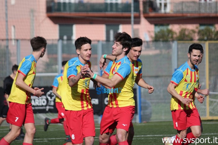 Calcio, San Filippo Neri Yepp Albenga. Designate le cariche sociali: Piero Enrico resta presidente, Marco Ferrando alla guida del Settore Giovanile Calcio, San Filippo Neri Yepp Albenga. Designate le cariche sociali: Piero Enrico resta presidente, Marco Ferrando alla guida del Settore Giovanile