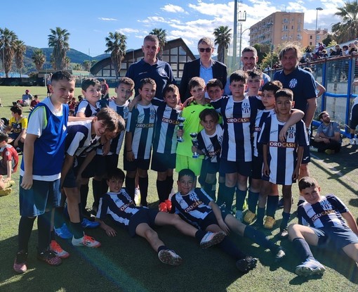 Calcio, Savona, Gol e sorrisi al 1° Memorial Stefano Delucis, riconoscimento speciale per Cristiano Giuntoli (FOTO)