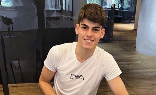 Calciomercato. Lorenzo Ceppi è ufficialmente un giocatore della Sampdoria, l'annuncio della Cairese Calciomercato. Lorenzo Ceppi è ufficialmente un giocatore della Sampdoria, l'annuncio della Cairese