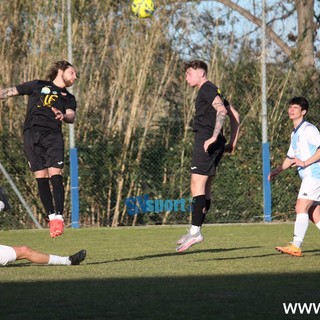 Calcio. Pietra Ligure, profumo di match point a Carcare: girone A di Promozione al rush finale, Legino e Bragno in campo per avvicinare la salvezza senza passare dai playout Calcio. Pietra Ligure, profumo di match point a Carcare: girone A di Promozione al rush finale, Legino e Bragno in campo per avvicinare la salvezza senza passare dai playout