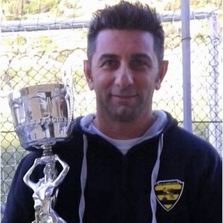 Calcio, Baia Alassio. La prima diasgnosi di mister Iurilli: "Fondamentale lavorare sull'autostima, al completo questa squadra ha mezzi indiscutibili" Calcio, Baia Alassio. La prima diasgnosi di mister Iurilli: "Fondamentale lavorare sull'autostima, al completo questa squadra ha mezzi indiscutibili"