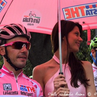 Giro d'Italia: le prime foto della partenza da Savona