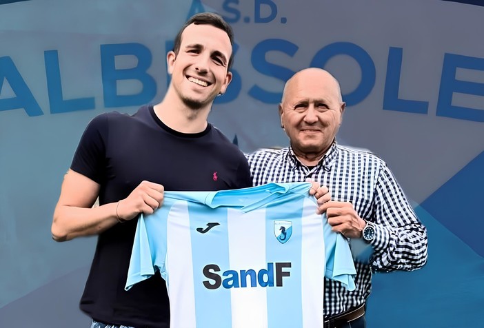 Calciomercato, Albissole. Arriva l'ufficialità per l'ingaggio del portiere Pastorino Calciomercato, Albissole. Arriva l'ufficialità per l'ingaggio del portiere Pastorino