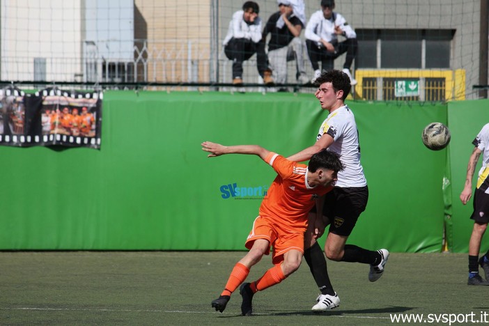 Calcio, Prima Categoria. Salvezza e primato, il girone A si prende il palcoscenico dell'intero pomeriggio Calcio, Prima Categoria. Salvezza e primato, il girone A si prende il palcoscenico dell'intero pomeriggio