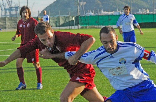 Calcio, Chiarlone riabbraccia la Cairese: "Bello tornare dopo tanto tempo, pronto per gli ultimi 15-20 minuti" Calcio, Chiarlone riabbraccia la Cairese: "Bello tornare dopo tanto tempo, pronto per gli ultimi 15-20 minuti"