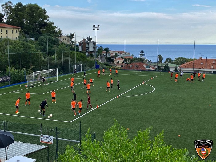 Calcio, Promozione. L'Ospedaletti chiama l'adunata orange, ingresso libero contro la Campese Calcio, Promozione. L'Ospedaletti chiama l'adunata orange, ingresso libero contro la Campese