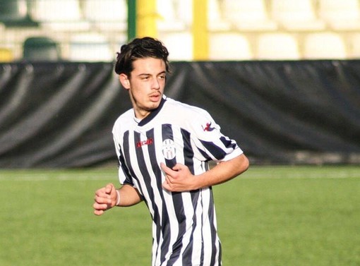 Calciomercato. Michele Galati riparte dalla San Filippo Neri: "Questo ambiente mi ha fatto ritrovare l'entusiasmo"