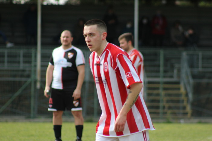 Calcio, Carcarese. Gol e assist per Brovida contro il San Cipriano: "Restiamo in vetta il più possibile, sappiamo che contro il Pontelungo sarà dura" (VIDEO) Calcio, Carcarese. Gol e assist per Brovida contro il San Cipriano: "Restiamo in vetta il più possibile, sappiamo che contro il Pontelungo sarà dura" (VIDEO)