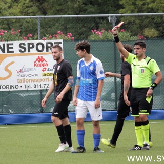 l'espulsione comminata a Maxena