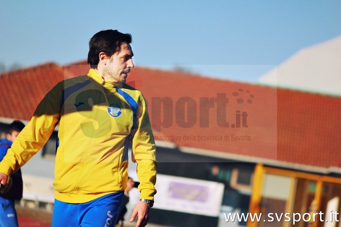 Calcio, Cairese. Fiducia confermata a Matteo Solari, guiderà i gialloblu anche nel campionato 2025/26