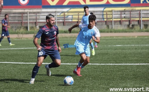 Calcio, Vado. Alta qualità con Ciccone: "In campo non vince la distinta, stiamo cercando il giusto equilibrio tra palleggio e giocate in verticale" (VIDEO) Calcio, Vado. Alta qualità con Ciccone: "In campo non vince la distinta, stiamo cercando il giusto equilibrio tra palleggio e giocate in verticale" (VIDEO)