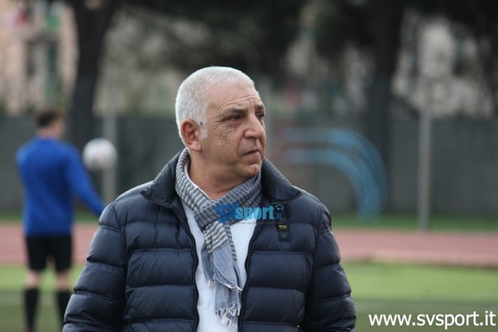 Calcio, Imperia. Pino Fava non è più il direttore sportivo nerazzurro Calcio, Imperia. Pino Fava non è più il direttore sportivo nerazzurro