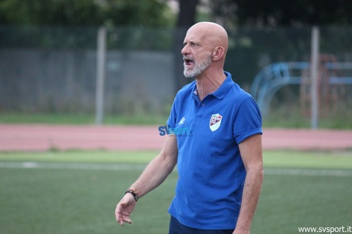 Calcio, Vadese. Oliva rifiuta il concetto di sconfitta positiva: "Andiamo a casa con zero punti, siamo una buona squadra ma ancora incompleti" (VIDEO)