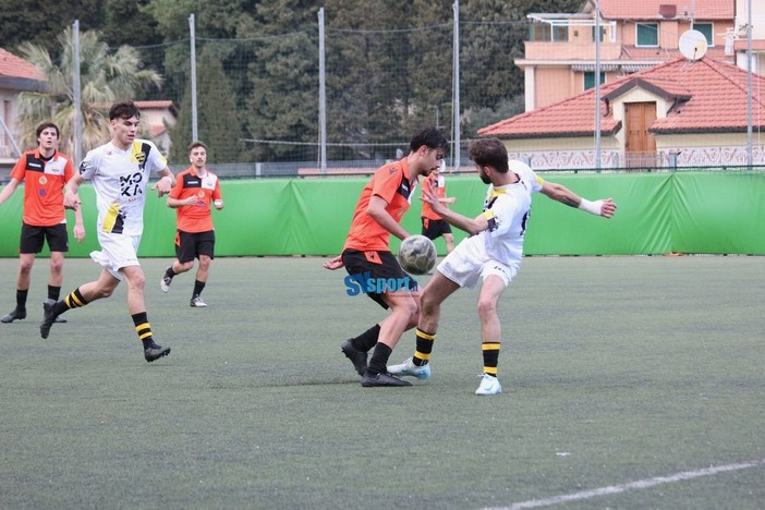 Calcio, Prima Categoria A. Incrocio salvezza al Riva, alle 15.00 via all'anticipo tra Vadino e Dego Calcio, Prima Categoria A. Incrocio salvezza al Riva, alle 15.00 via all'anticipo tra Vadino e Dego