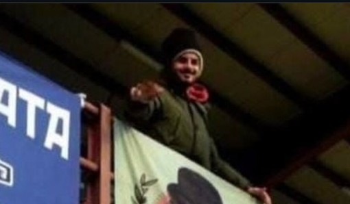 Calcio | Savona. I colori biancoblu hanno accompagnato Mattia Nasca per l'ultimo saluto Calcio | Savona. I colori biancoblu hanno accompagnato Mattia Nasca per l'ultimo saluto