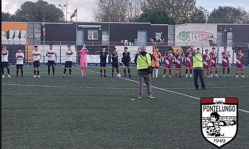 Calcio, Promozione. Il Pontelungo riprende la Sampierdarenese nel finale, il gol di Delfino vale un punto per i granata Calcio, Promozione. Il Pontelungo riprende la Sampierdarenese nel finale, il gol di Delfino vale un punto per i granata