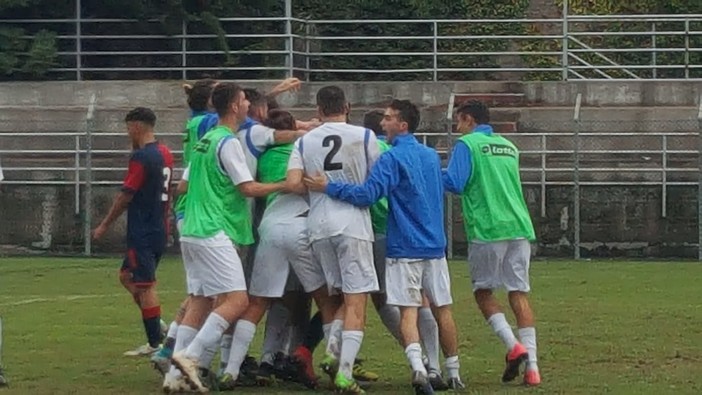 Calcio, Eccellenza. Imperia, grande vittoria sul Sestri Levante: Capra stende i corsari