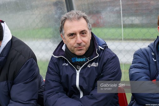 Calcio, Pontelungo. Zanardini incorona il Millesimo: "Penso vinceranno il campionato, con il Finale gara vitale per i playoff" (VIDEO) Calcio, Pontelungo. Zanardini incorona il Millesimo: "Penso vinceranno il campionato, con il Finale gara vitale per i playoff" (VIDEO)