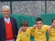 Giovanni Mialich con i bimbi della Baia Alassio