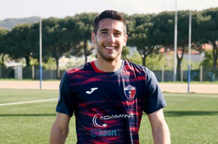 Calcio | Vado. Il commiato di Simone Raffini: "Esserci sostenuti ha fatto la differenza" Calcio | Vado. Il commiato di Simone Raffini: "Esserci sostenuti ha fatto la differenza"
