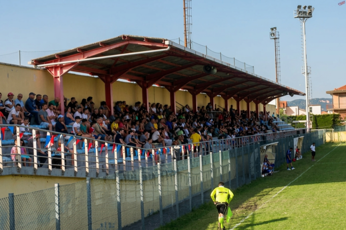 Calcio | San Francesco Loano - Pietra Ligure si giocherà all'Ellena, è arrivato il via libera per il ritorno dei rossoblu sul campo di casa Calcio | San Francesco Loano - Pietra Ligure si giocherà all'Ellena, è arrivato il via libera per il ritorno dei rossoblu sul campo di casa