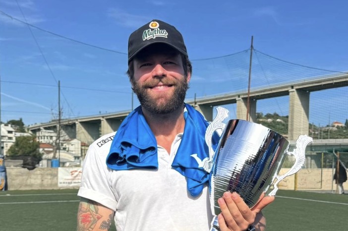 Calcio. Il Pietra Ligure saluta Davide Pisano: "Un biennio segnato da passione e competenza" Calcio. Il Pietra Ligure saluta Davide Pisano: "Un biennio segnato da passione e competenza"