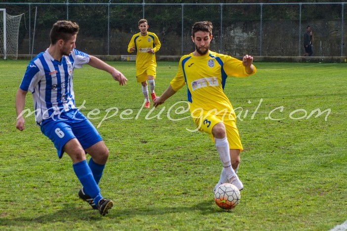 Calcio: riviviamo Ceriale - Pallare nella fotogallery di Matteo Pelucchi