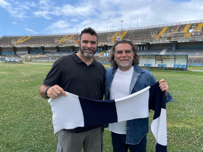 Calcio, Savona. Andy Calopristi è il nuovo team manager: "Un sogno ritrovare i tifosi biancoblu" Calcio, Savona. Andy Calopristi è il nuovo team manager: "Un sogno ritrovare i tifosi biancoblu"