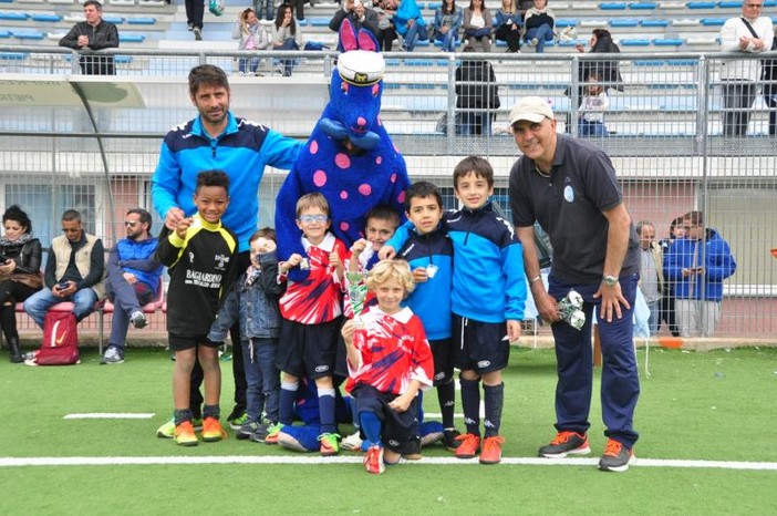Calcio giovanile. Tanti gol e sorrisi al Memorial "Padre Gaetano Alberti" di Pietra Ligure Calcio giovanile. Tanti gol e sorrisi al Memorial "Padre Gaetano Alberti" di Pietra Ligure