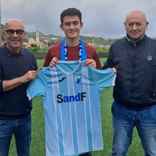 Calciomercato. Federico Minuto sarà uin giocatore dell'Albissole ancora per un'altra stagione