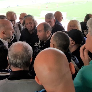 Calcio, Savona. Un pomeriggio di ordinaria follia, ora i giocatori vogliono risposte dal club Calcio, Savona. Un pomeriggio di ordinaria follia, ora i giocatori vogliono risposte dal club