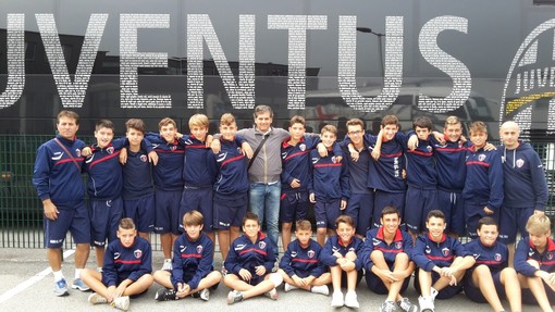 Calcio, Giovanissimi Regionali: il Vado è campione nel Girone A, battuta anche la concorrenza del Genoa Calcio, Giovanissimi Regionali: il Vado è campione nel Girone A, battuta anche la concorrenza del Genoa