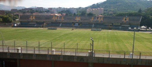 Calcio, Savona. Giornata importante per la strutturazione del nuovo club, è caccia a un direttore sportivo Calcio, Savona. Giornata importante per la strutturazione del nuovo club, è caccia a un direttore sportivo