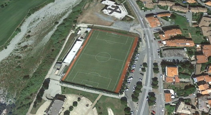 Calcio, Albissola. Per lo stadio di Luceto si parte da 1500 posti, circa tre mesi per l'esecuzione dei primi lavori Calcio, Albissola. Per lo stadio di Luceto si parte da 1500 posti, circa tre mesi per l'esecuzione dei primi lavori