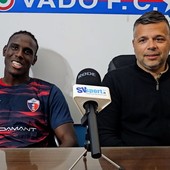 Calcio, Vado. Sorriso doppio in conferenza stampa per il ds Mancuso e Enock Barwuah: &quot;Abbiamo di nuovo dimostrato il valore della nostra squadra&quot; (VIDEO)