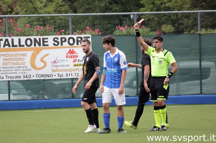 l'espulsione comminata a Maxena l'espulsione comminata a Maxena