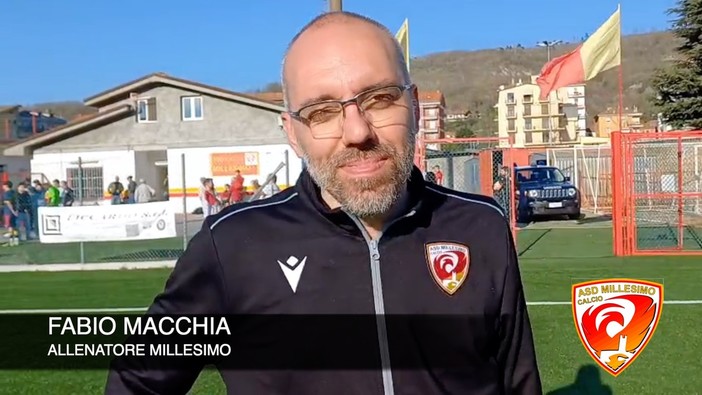 Calcio Macchia tra il derby vinto e la classifica: "Felici per la nostra gente, contenti del primato ma non possono paragonarci ai top team" (VIDEO) Calcio Macchia tra il derby vinto e la classifica: "Felici per la nostra gente, contenti del primato ma non possono paragonarci ai top team" (VIDEO)