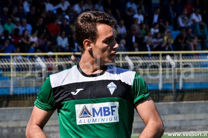 Calcio. Simone Caruso lascia la Voltrese dopo due stagioni, l'ex portiere dell'Albissola dei miracoli è ora sul mercato Calcio. Simone Caruso lascia la Voltrese dopo due stagioni, l'ex portiere dell'Albissola dei miracoli è ora sul mercato