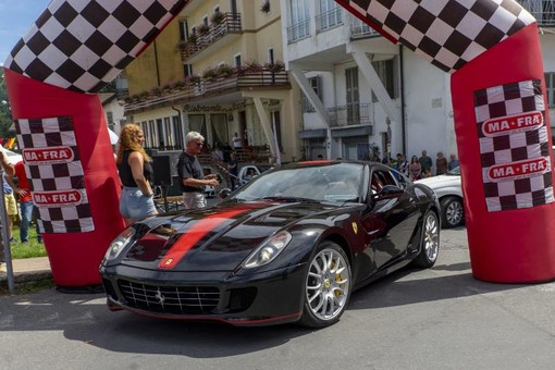“Motori Libertas in Festa”: passione motoristica e solidarietà nelle piazze di Calizzano “Motori Libertas in Festa”: passione motoristica e solidarietà nelle piazze di Calizzano