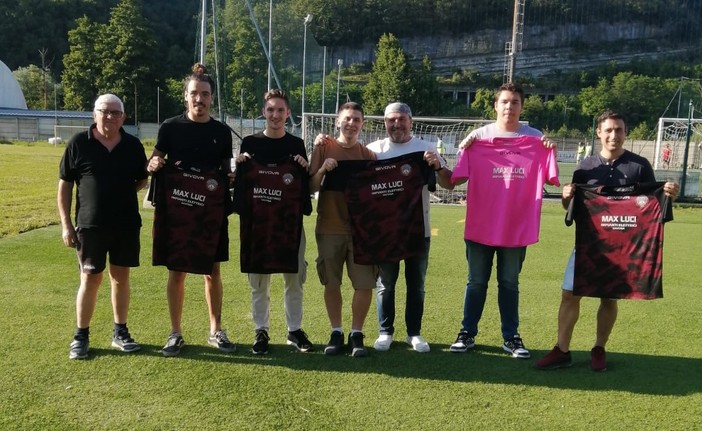 Calciomercato. Cengio forza sette con Caruso, Zizzini, Canaparo, Gilardo, Volga, Montano e Negro Calciomercato. Cengio forza sette con Caruso, Zizzini, Canaparo, Gilardo, Volga, Montano e Negro