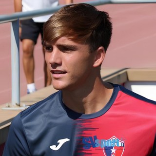 Calciomercato | Lorenzo Casazza torna in Italia, il difensore scuola Vado passa alla Cairese