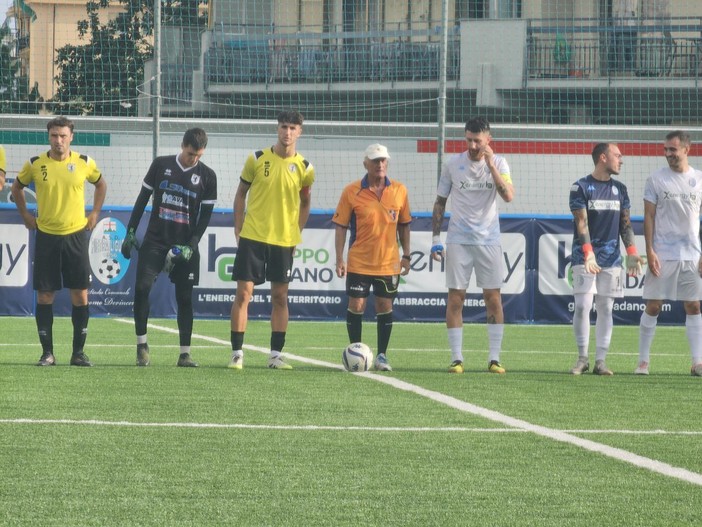 Calcio. Al Derthona l'amichevole del "Devincenzi" un buon Pietra si arrende al gol di Marcaletti Calcio. Al Derthona l'amichevole del "Devincenzi" un buon Pietra si arrende al gol di Marcaletti