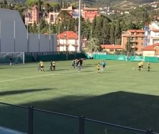 Calcio, Alassio FC: i video della spettacolare punizione di Ottonello e del rigore di  Brignoli