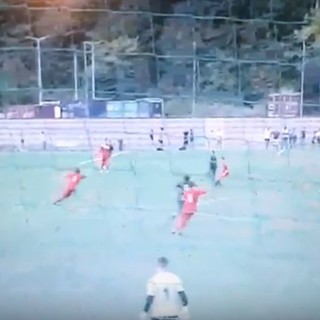 Calcio, Legino: rivediamo il grande gol di Siccardi contro il Vallescrivia (VIDEO)