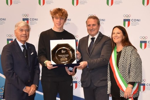 Ciclismo su pista. L'alassino Luca Gaimi è terzo agli Europei Under 23, le congratulazioni dell'assessore Zucchinetti: "Continua a regalarci queste soddisfazioni" Ciclismo su pista. L'alassino Luca Gaimi è terzo agli Europei Under 23, le congratulazioni dell'assessore Zucchinetti: "Continua a regalarci queste soddisfazioni"