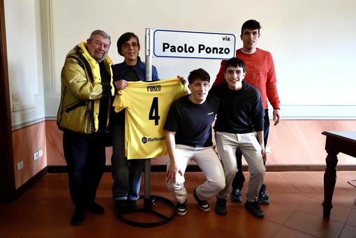 Calcio | Il Modena non dimentica Paolo Ponzo, intitolata una via al centrocampista valbormidese