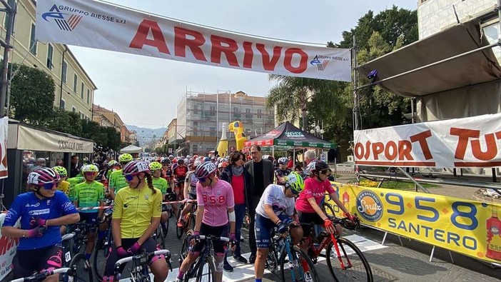 Trofeo Ponente in Rosa, a Diano Marina tappa e maglia di leader per Nadia Quagliotto