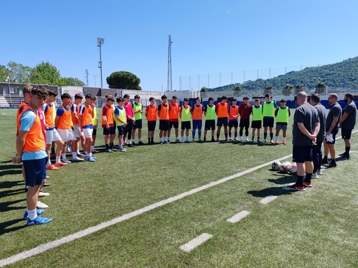 Calcio. Nuovo impegno per l'Under 16 del CR Liguria: mercoledì 21 maggio il triangolare con Vado e Acqui Calcio. Nuovo impegno per l'Under 16 del CR Liguria: mercoledì 21 maggio il triangolare con Vado e Acqui